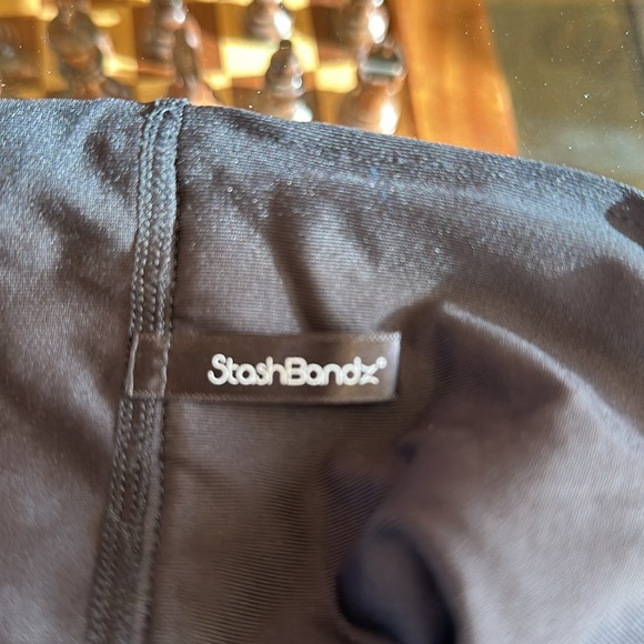 4 PIECE MIX LOT 2 ZYIA PANTS SIZE 2, 1 PINK ZYIA TOP 1 BLACK POCKET WAISTBAND - Picture 11 of 11